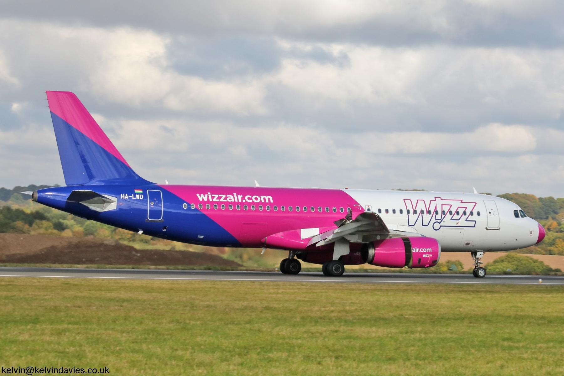 Wizz Air A320 HA-LWD