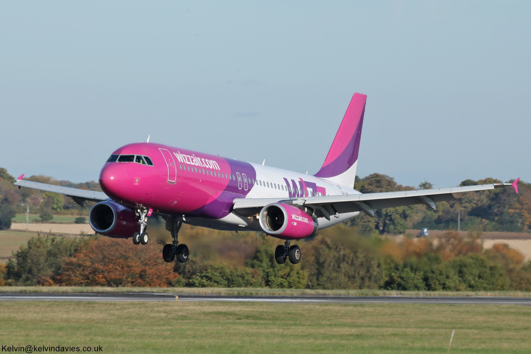 Wizz Air A320 HA-LWJ