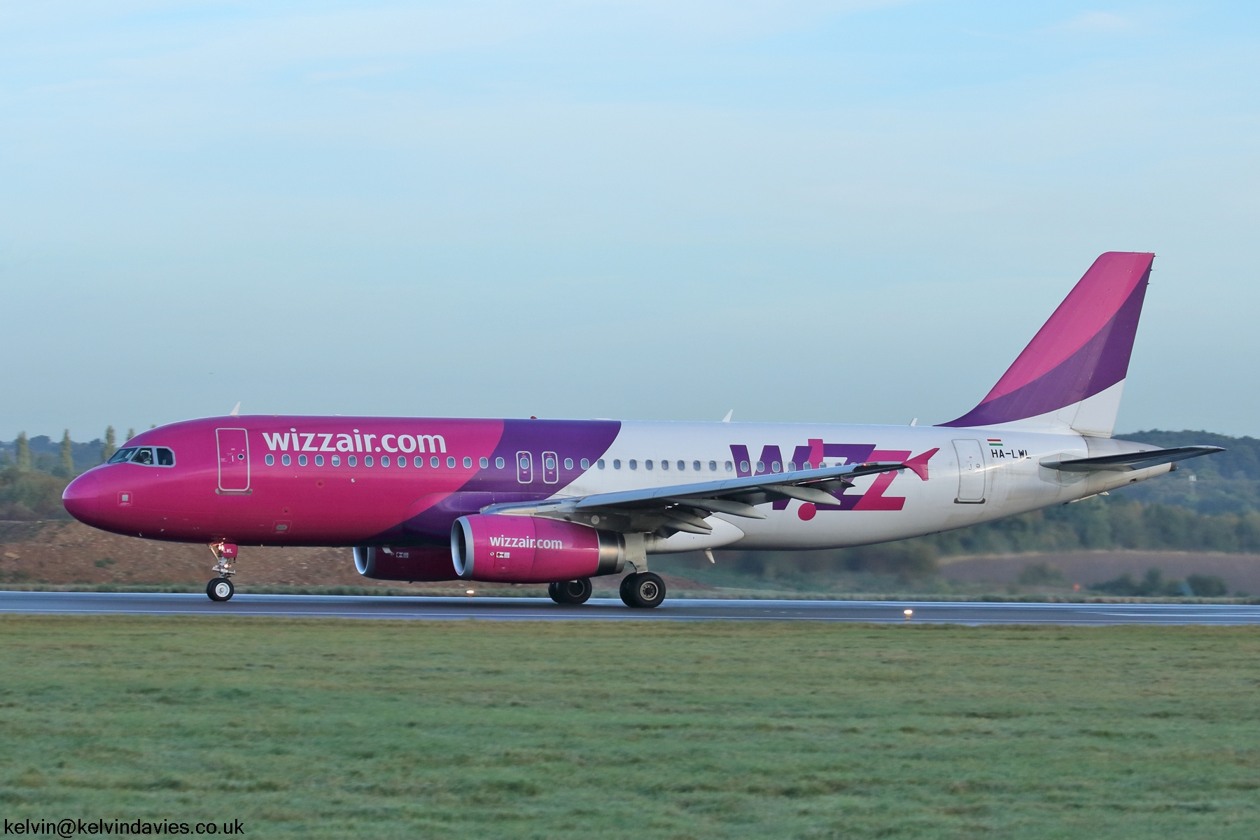 Wizz Air A320 HA-LWL
