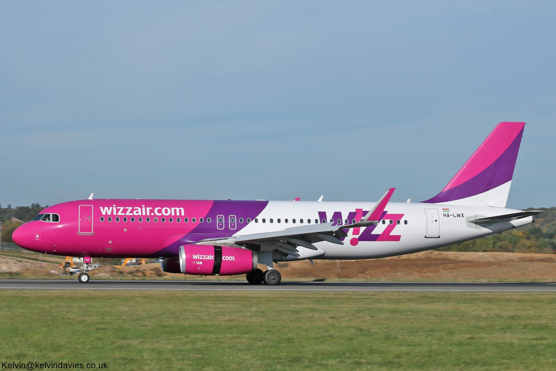 Wizz Air A320 HA-LWX