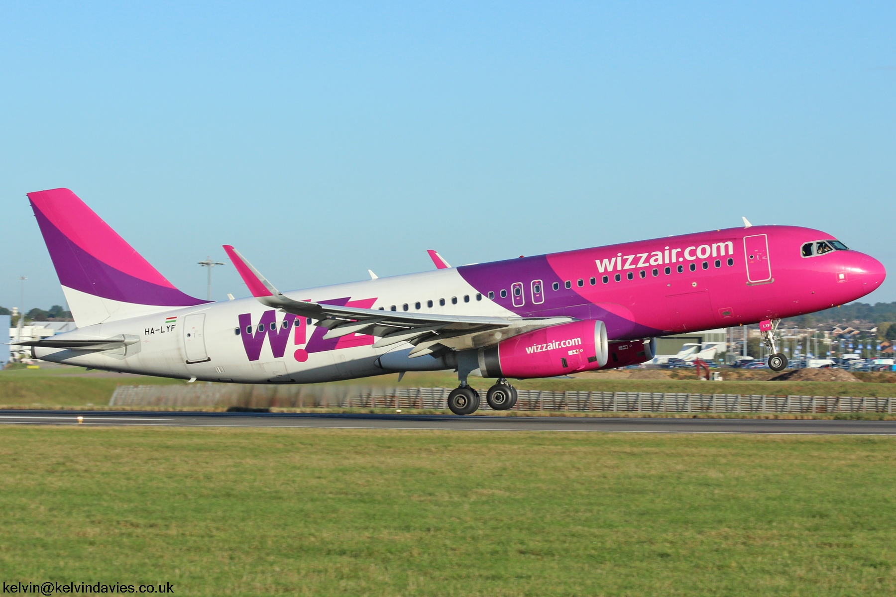 Wizz Air A320 HA-LYF