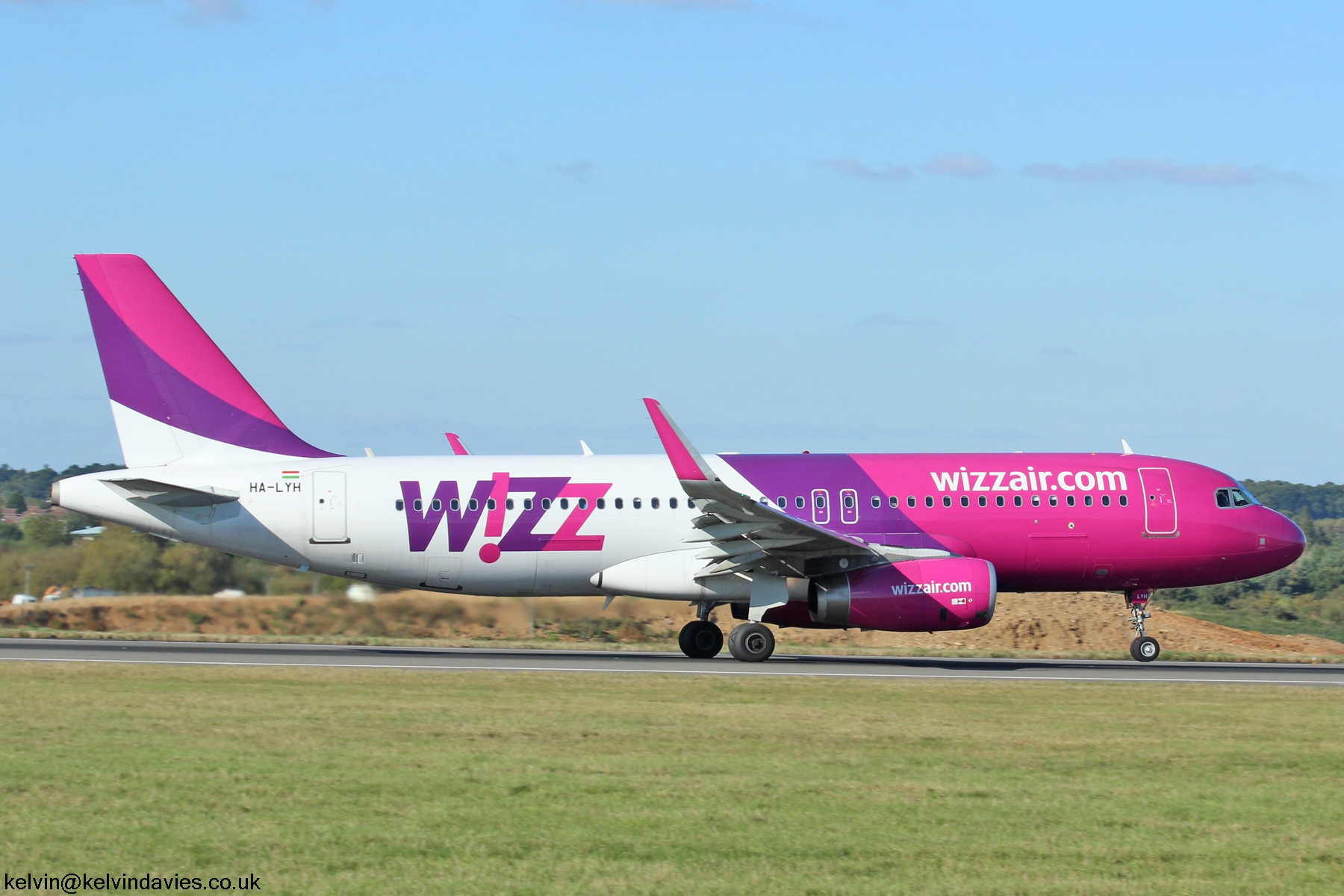 Wizz Air A320 HA-LYH