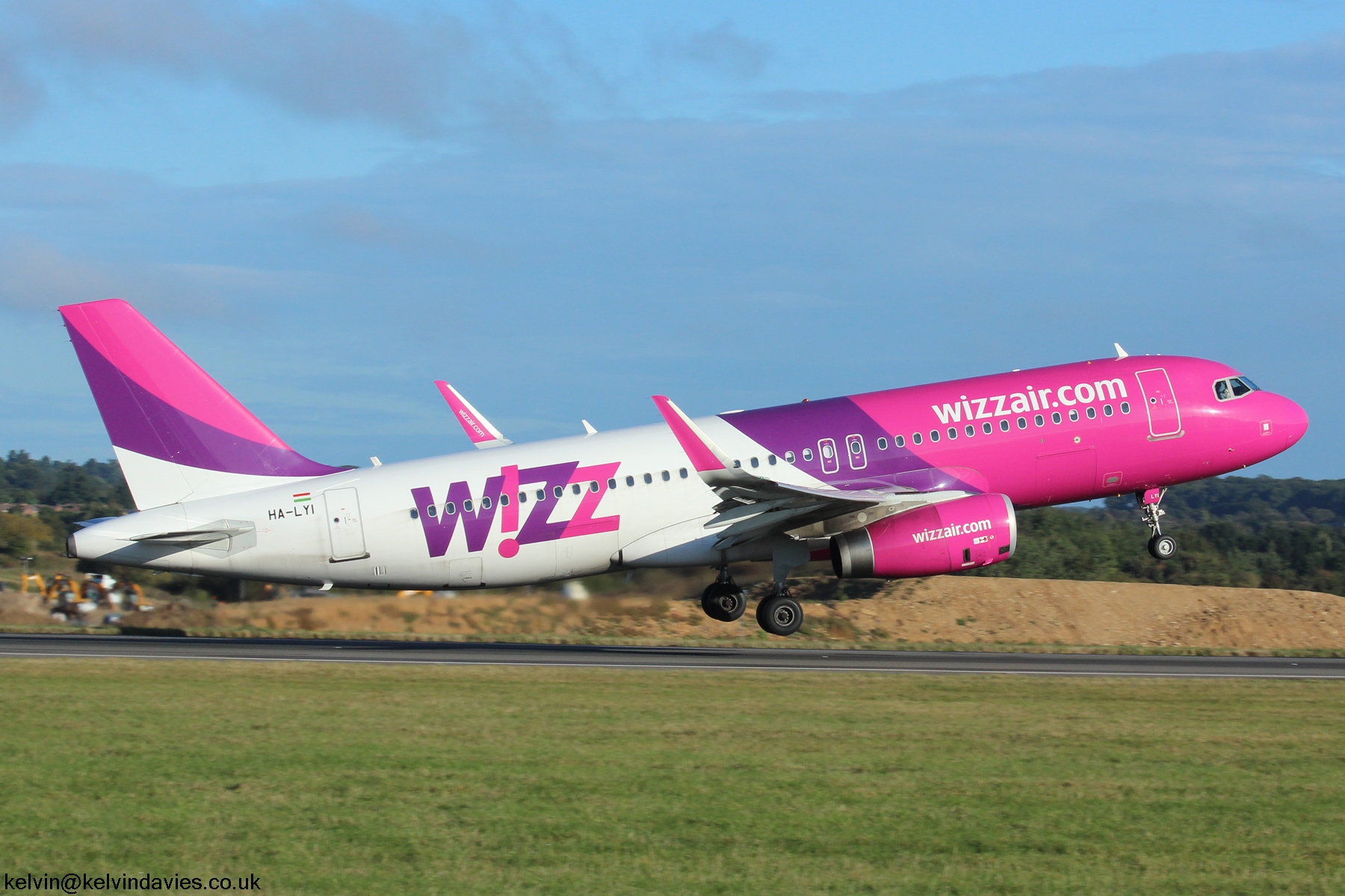 Wizz Air A320 HA-LYI