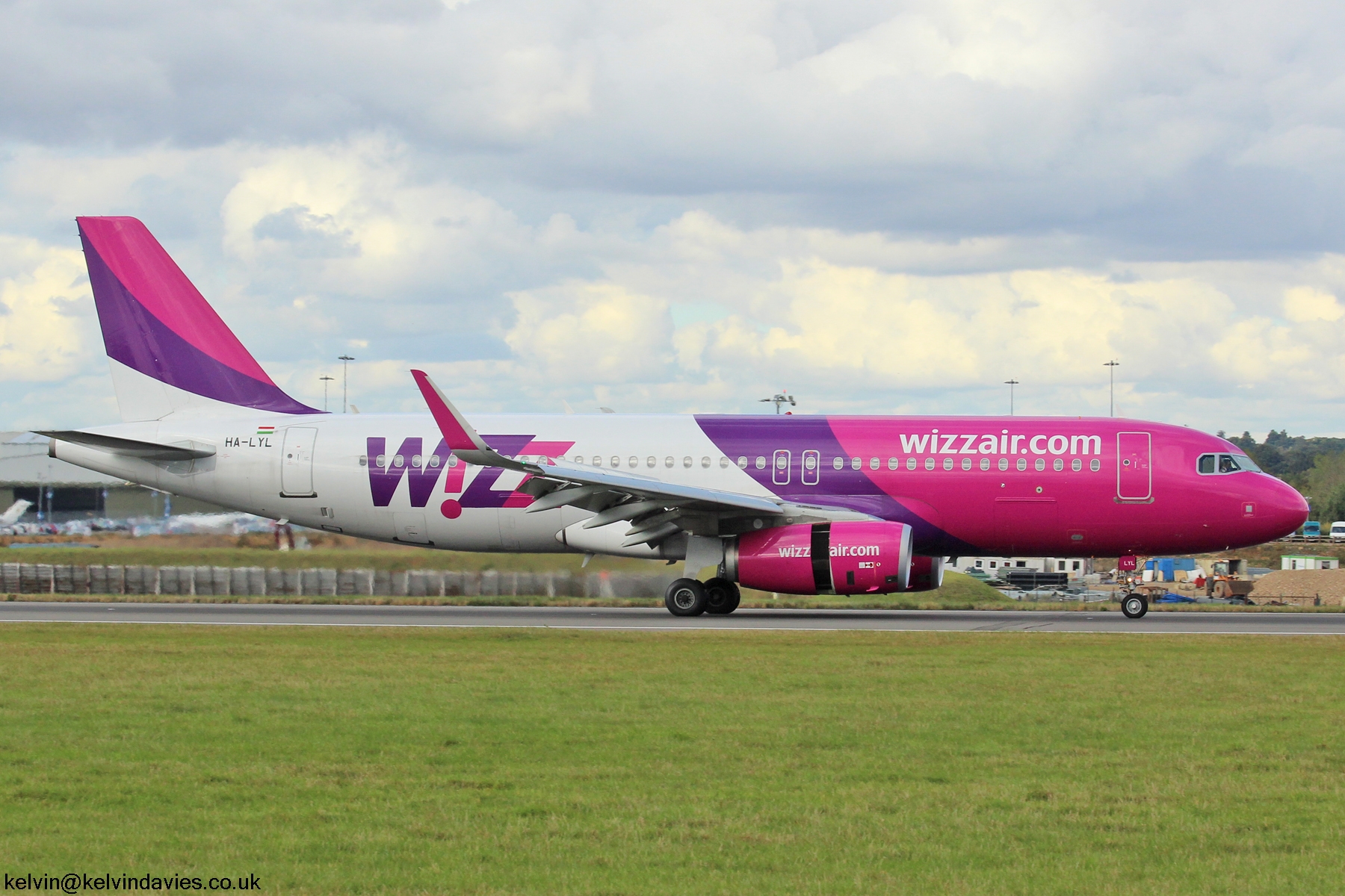 Wizz Air A320 HA-LYL