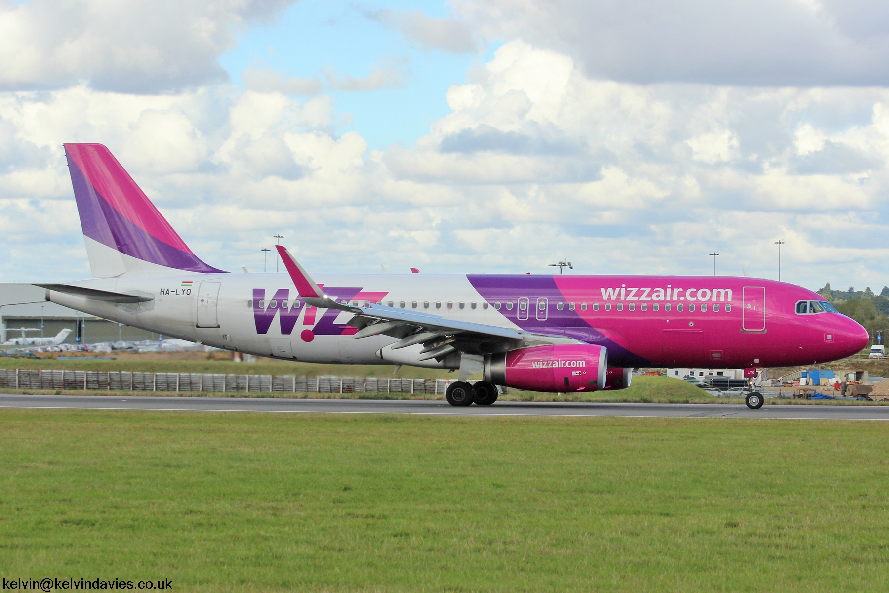Wizz Air A320 HA-LYO