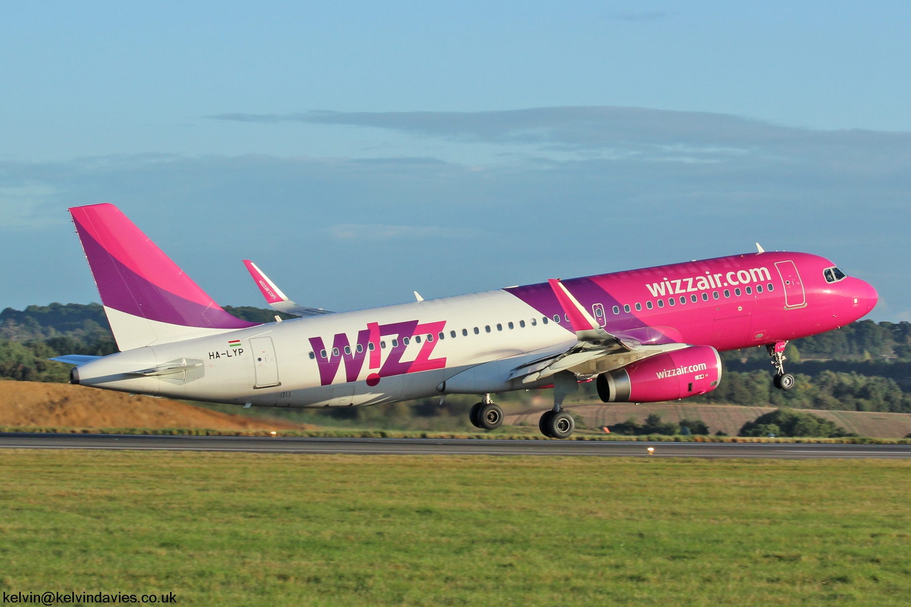 Wizz Air A320 HA-LYP