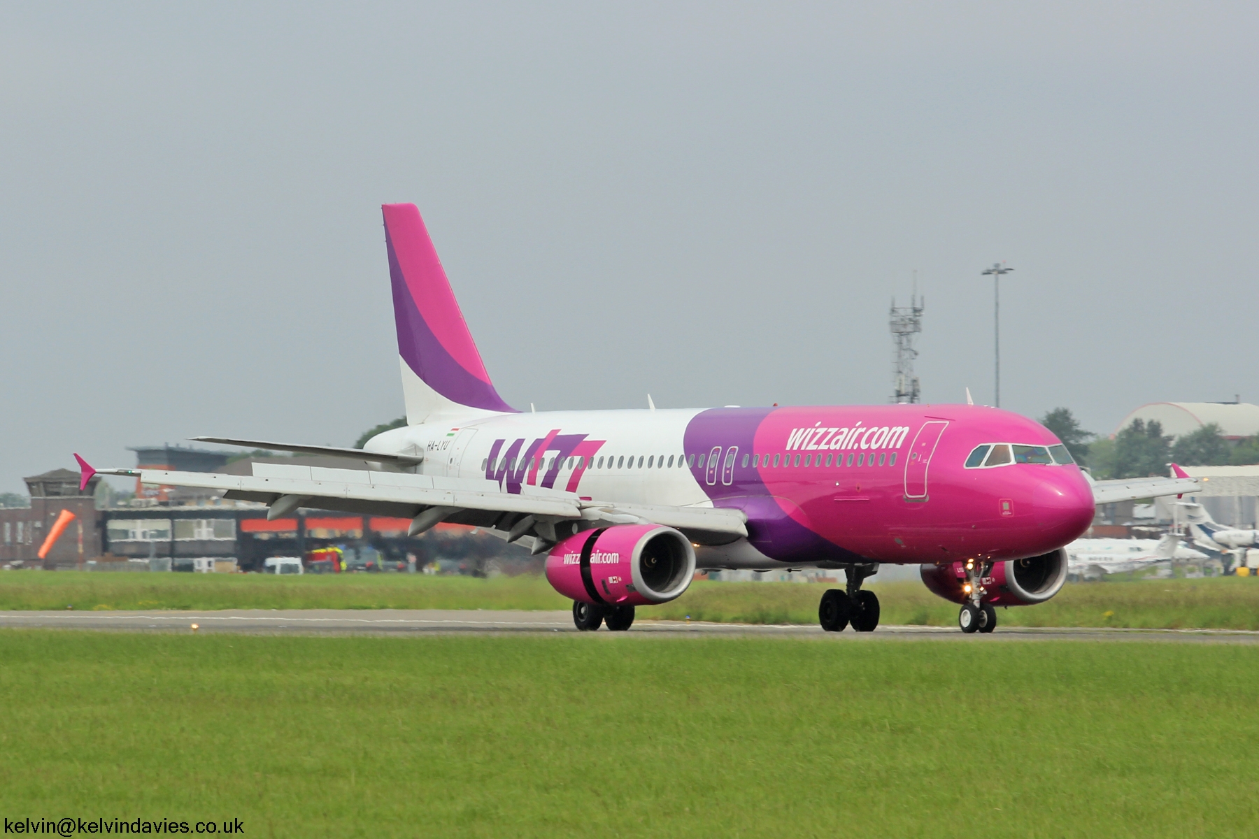 Wizz Air A320 HA-LYU