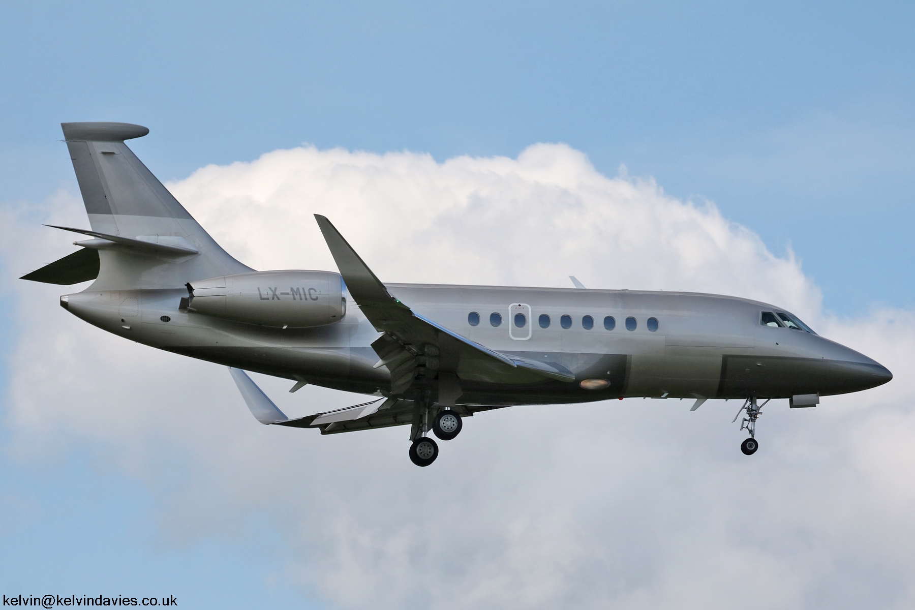 Global Jet Falcon 2000S LX-MIC