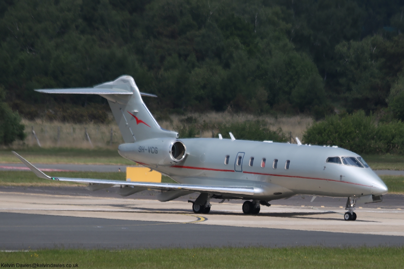 VistJet Challenger 350 9H-VCG