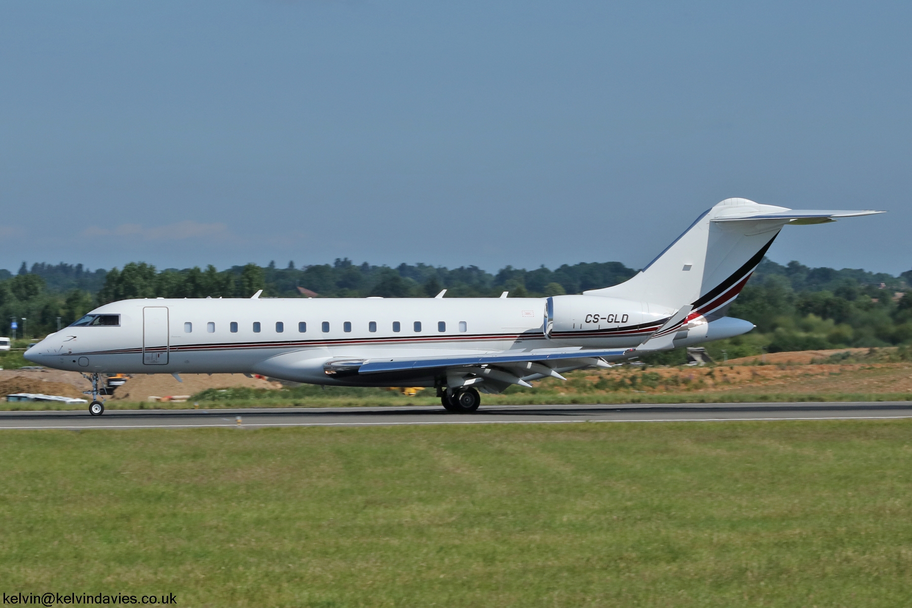 NetJets Europe Global 6000 CS-GLD