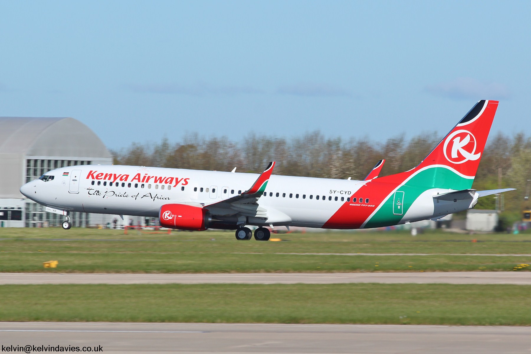 Kenya Airways 737 5Y-CYD