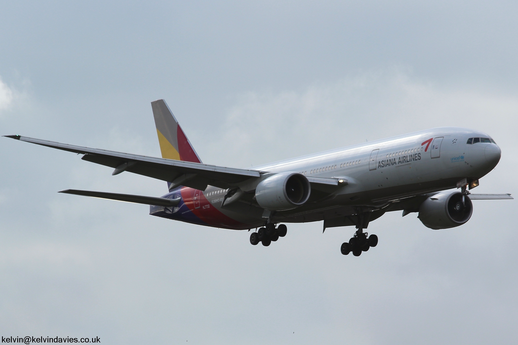 Asiana Airlines 777 HL7732