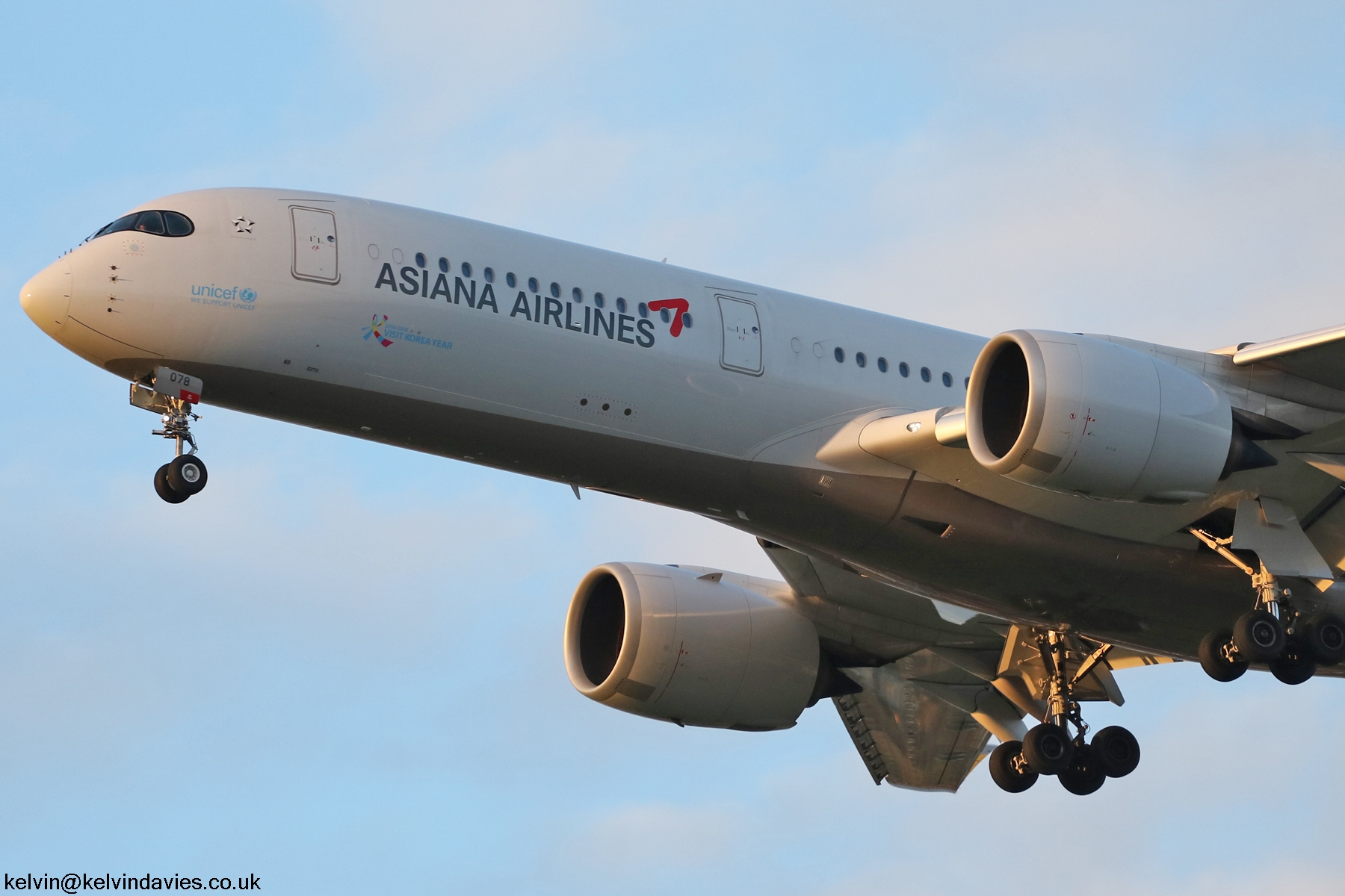 Asiana A350 HL8078