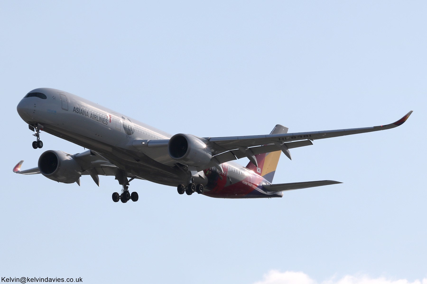 Asiana Airlines A350 HL8381