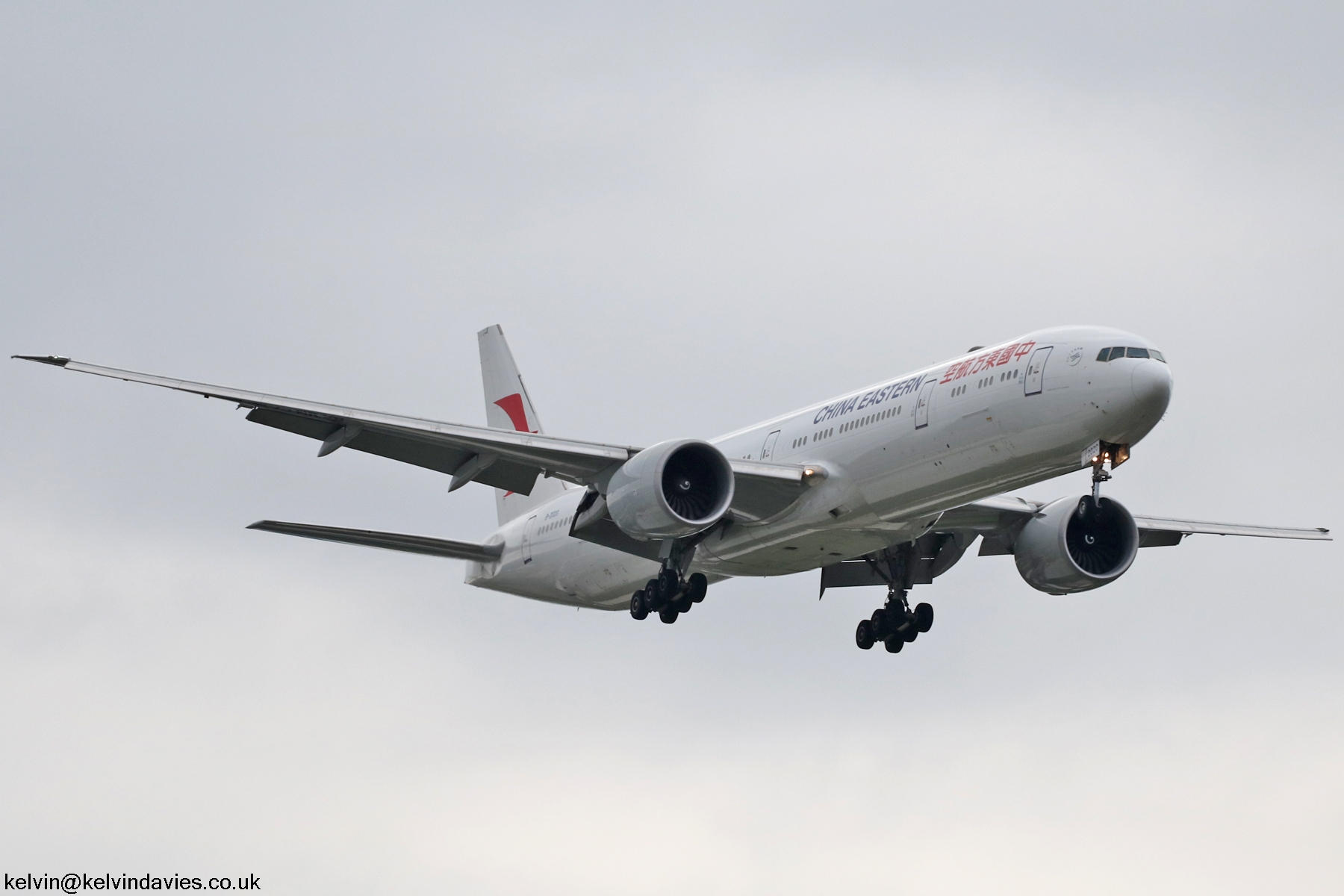 China Eastern Airlines 777 B-2020