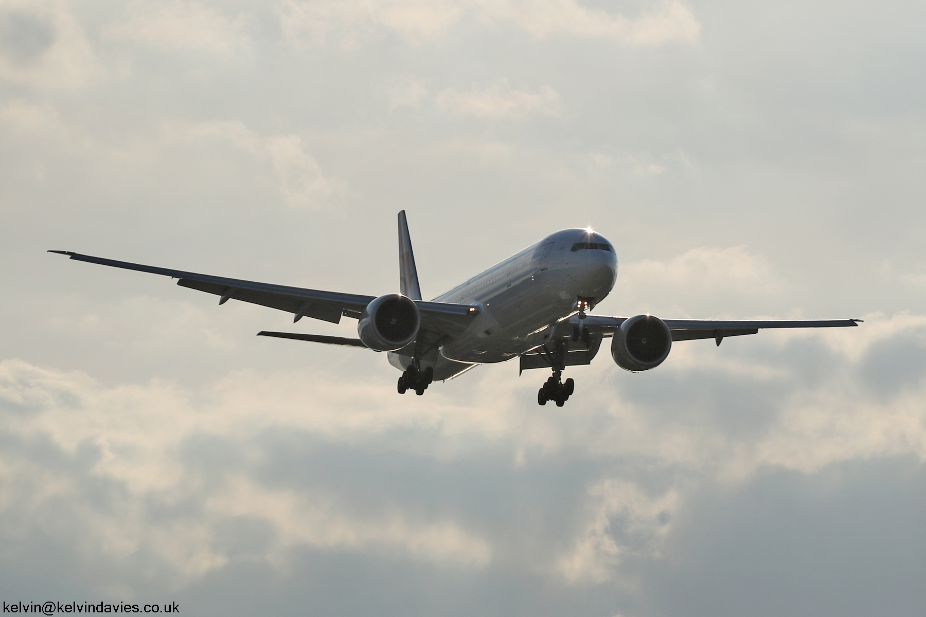 China Eastern Airlines 777 B-7369