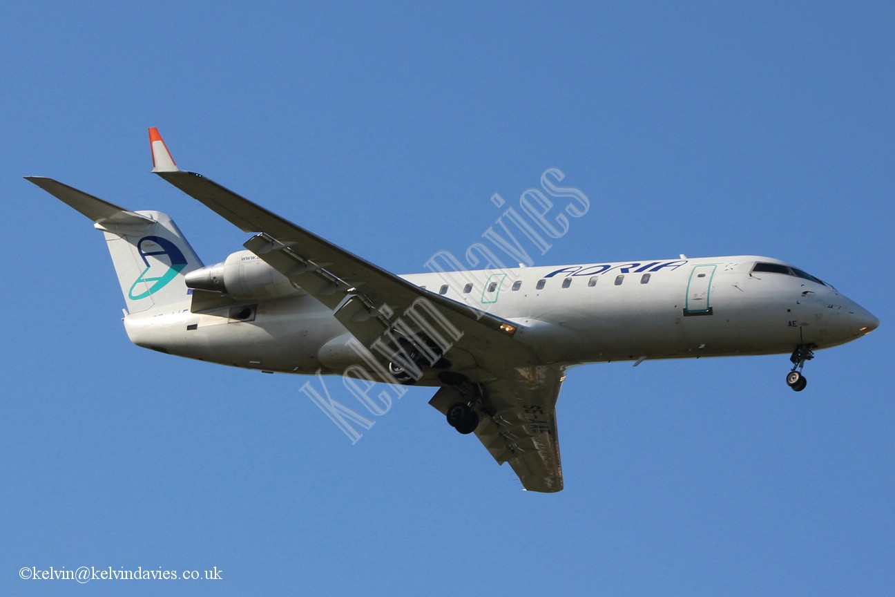 Adria Airways CRJ200 S5-AAE