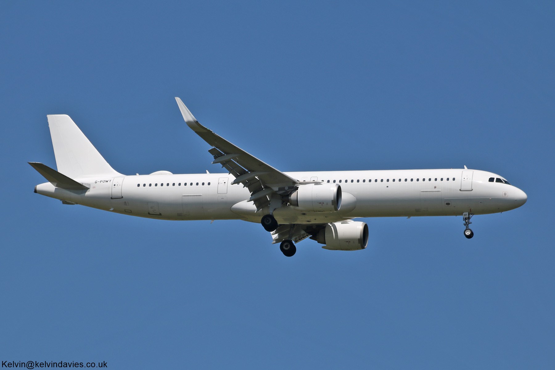 Titan Airways A321 G-POWT