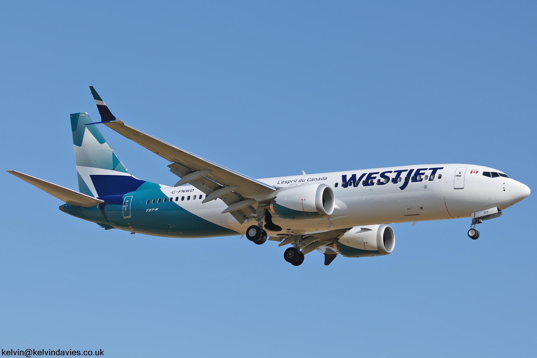 Westjet 737 MAX C-FNWD