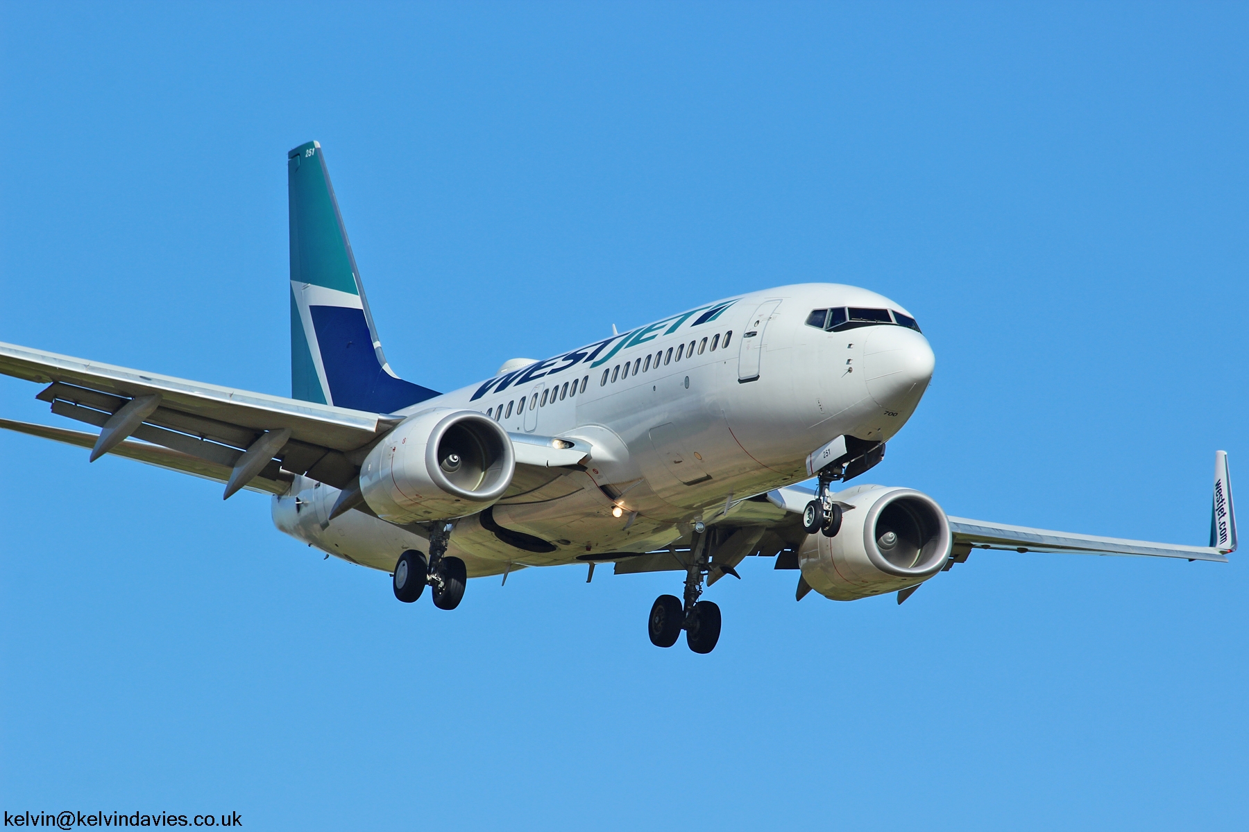 Westjet 737NG C-FWSK