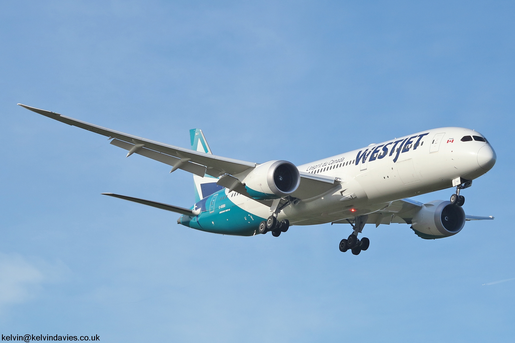 WestJet 787 C-GUDO