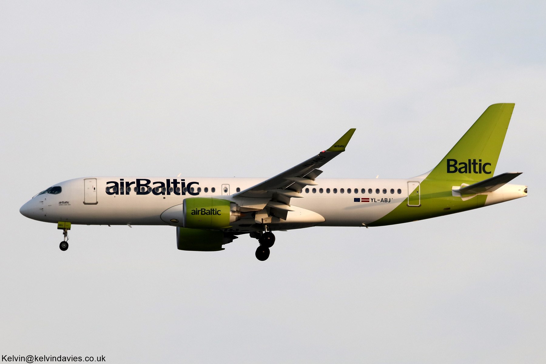 Air Baltic A220 YL-ABJ