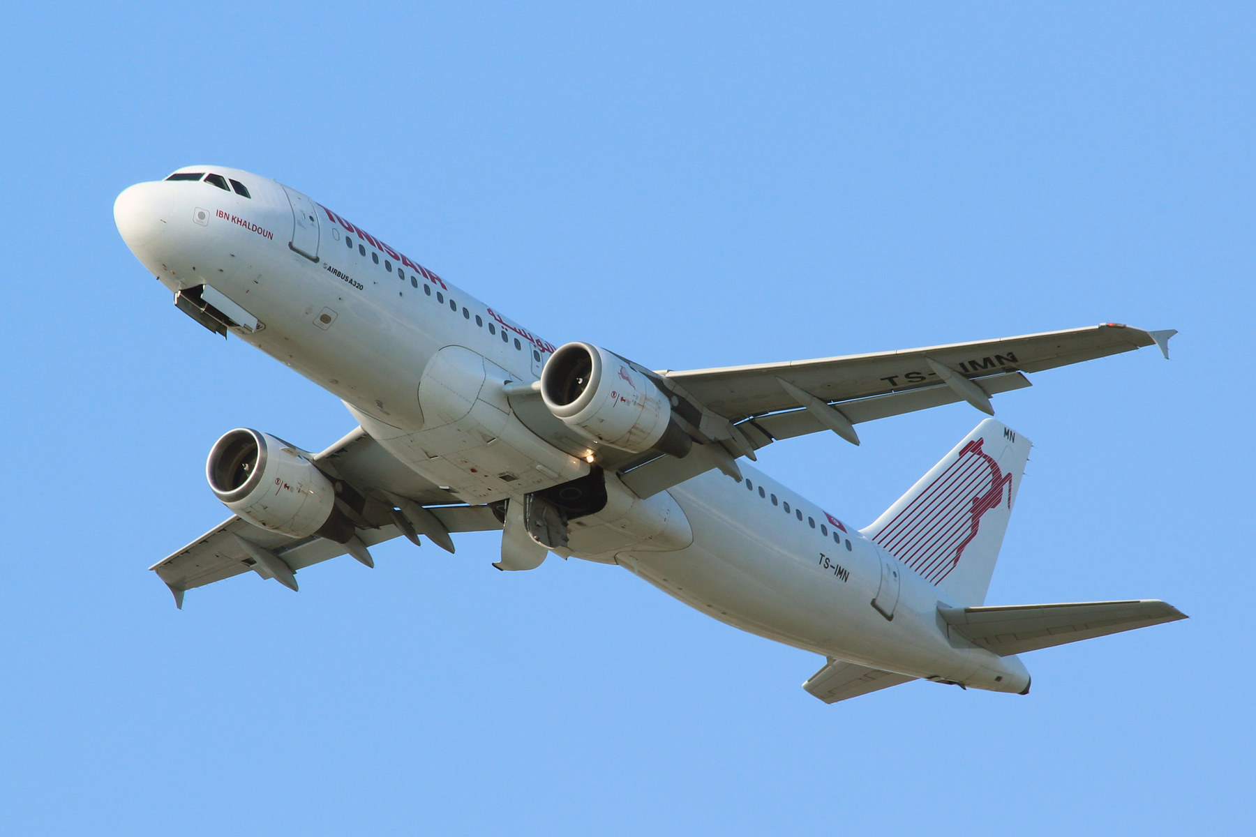 Tunisair A320 TS-IMN