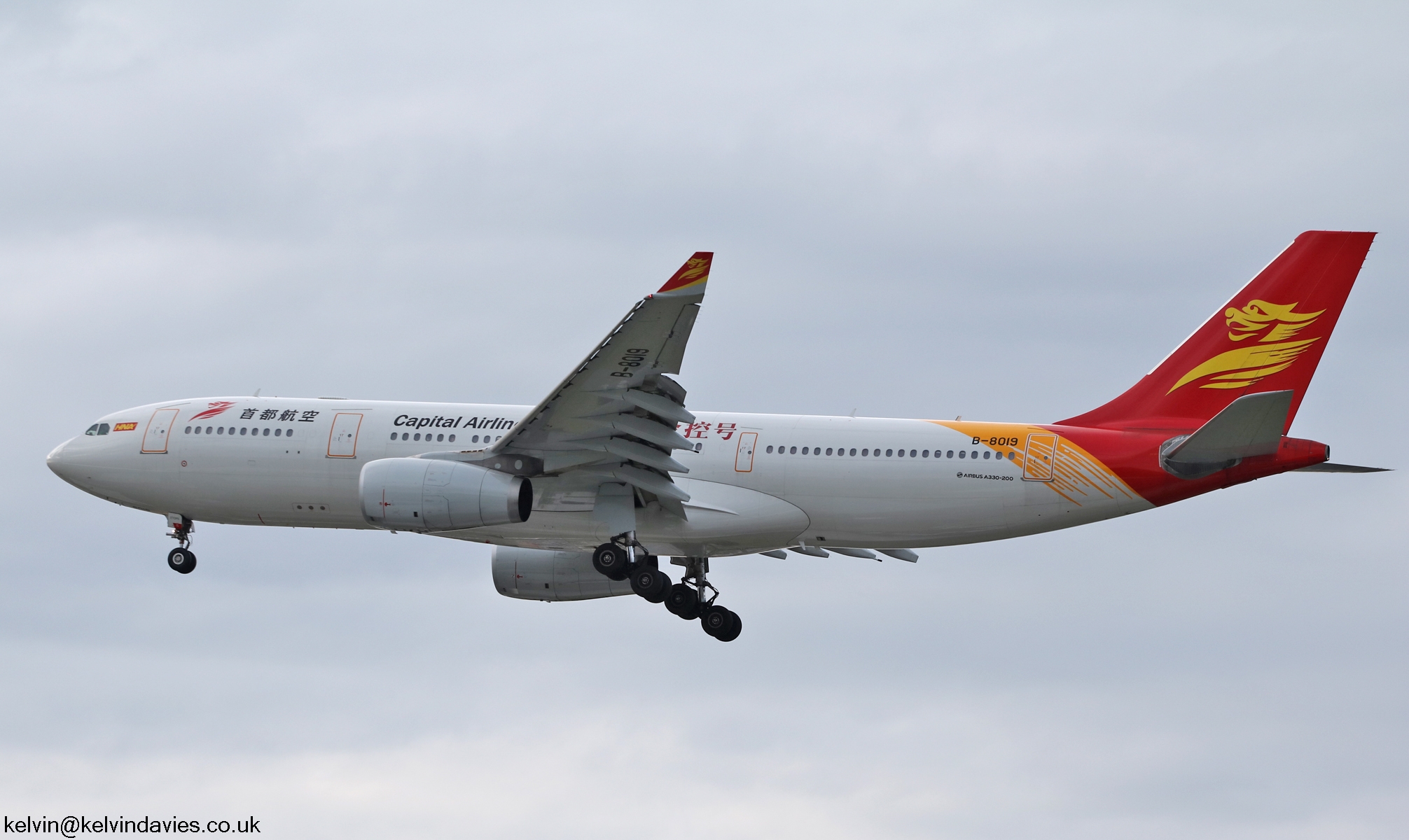 Capital Airlines A330 B-8019