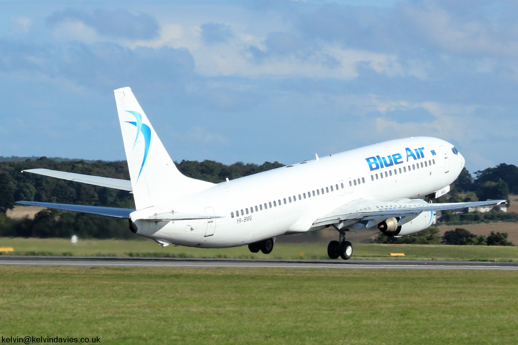 Blue Air 737NG YR-BMG