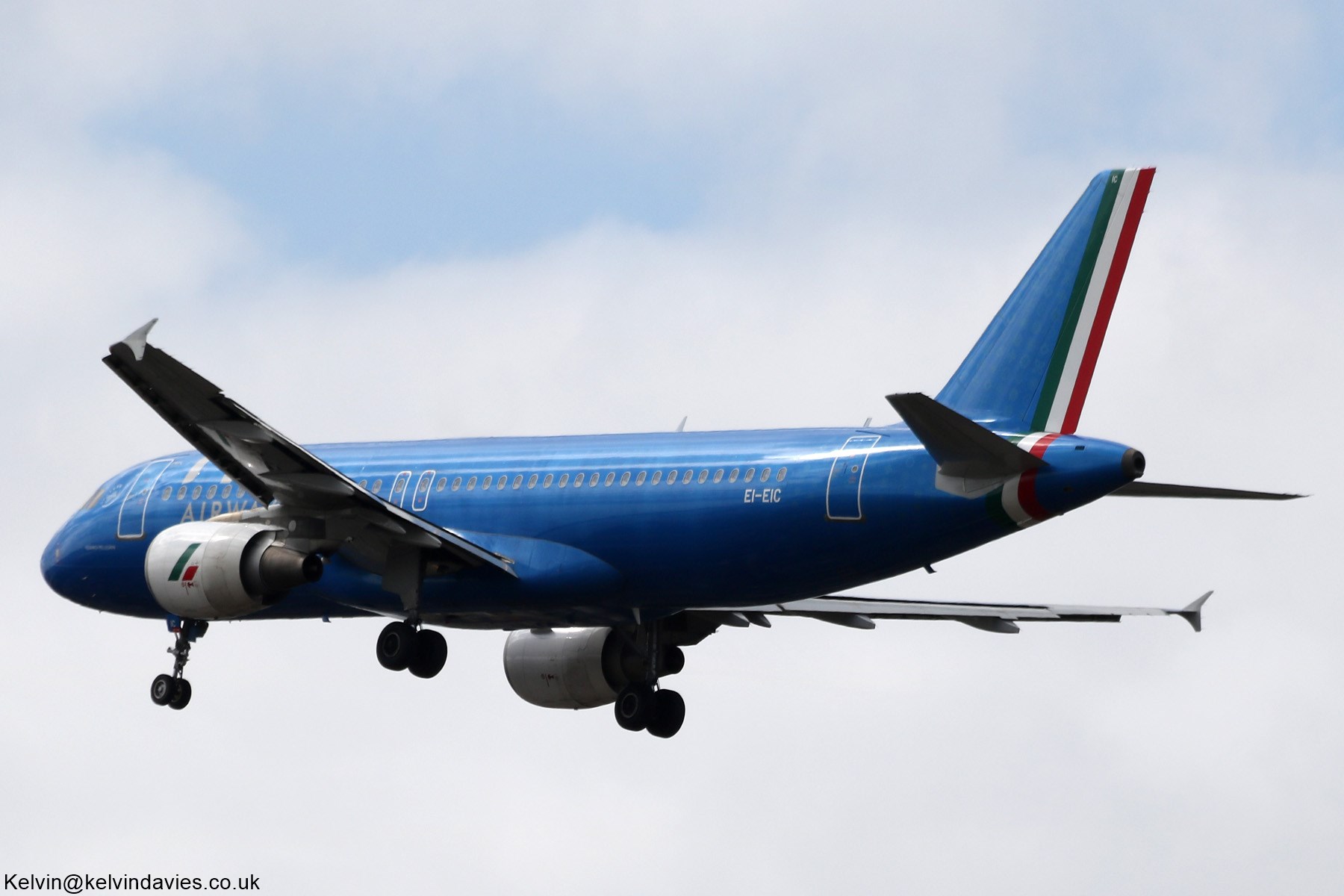 Italia Trasporto Aereo A320 EI-EIC