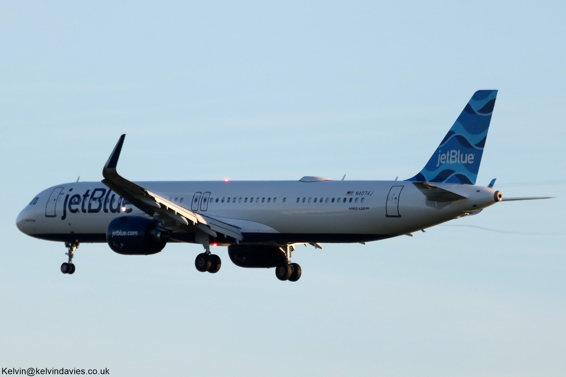 JetBlue Airways A321 N4074J