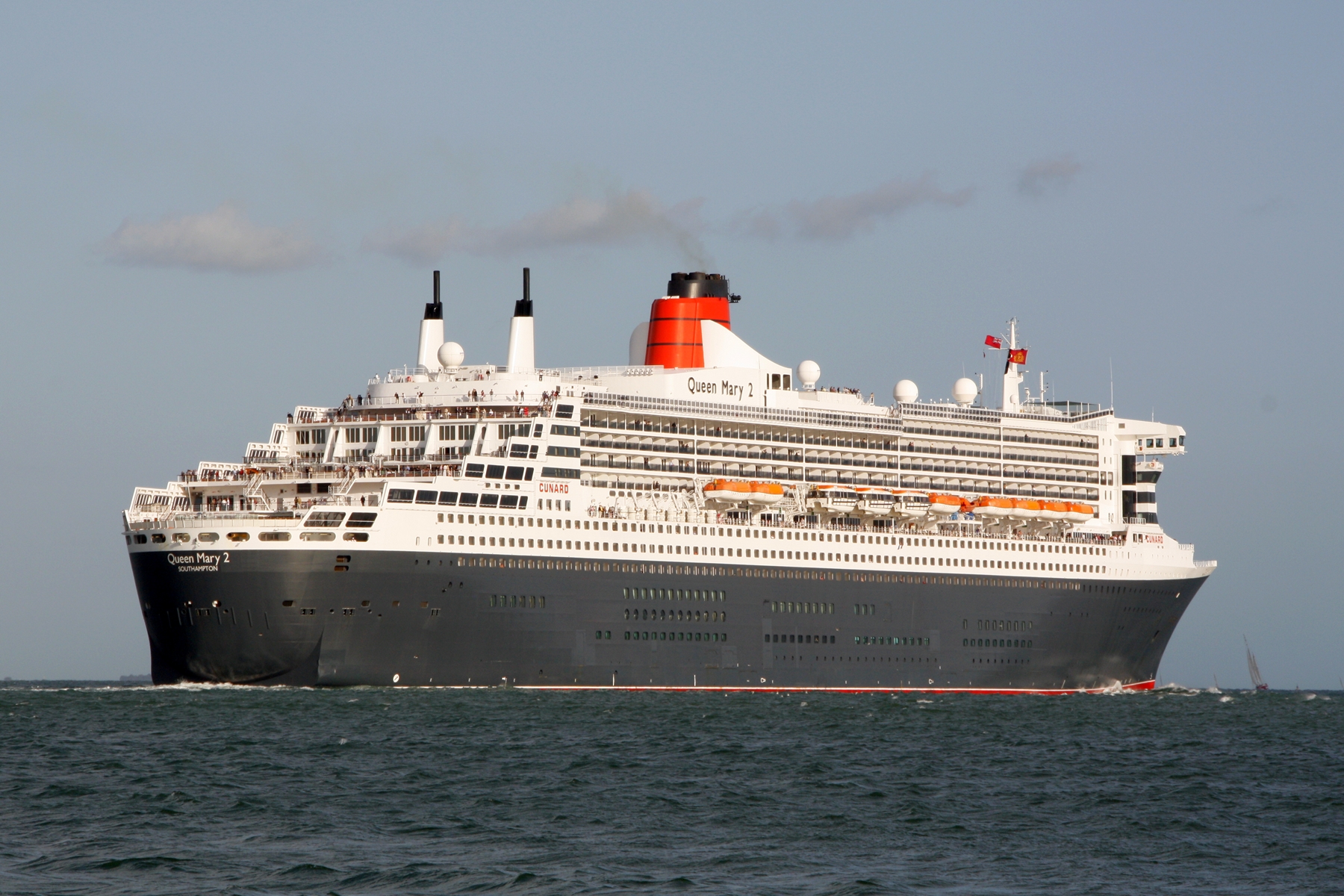 QUEEN MARY 2