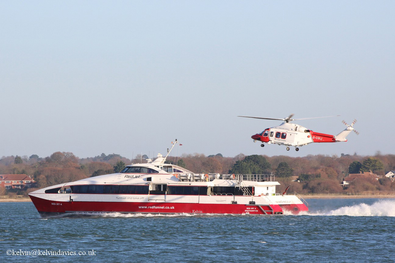 Red Jet 4/Solent Coastguard 5
