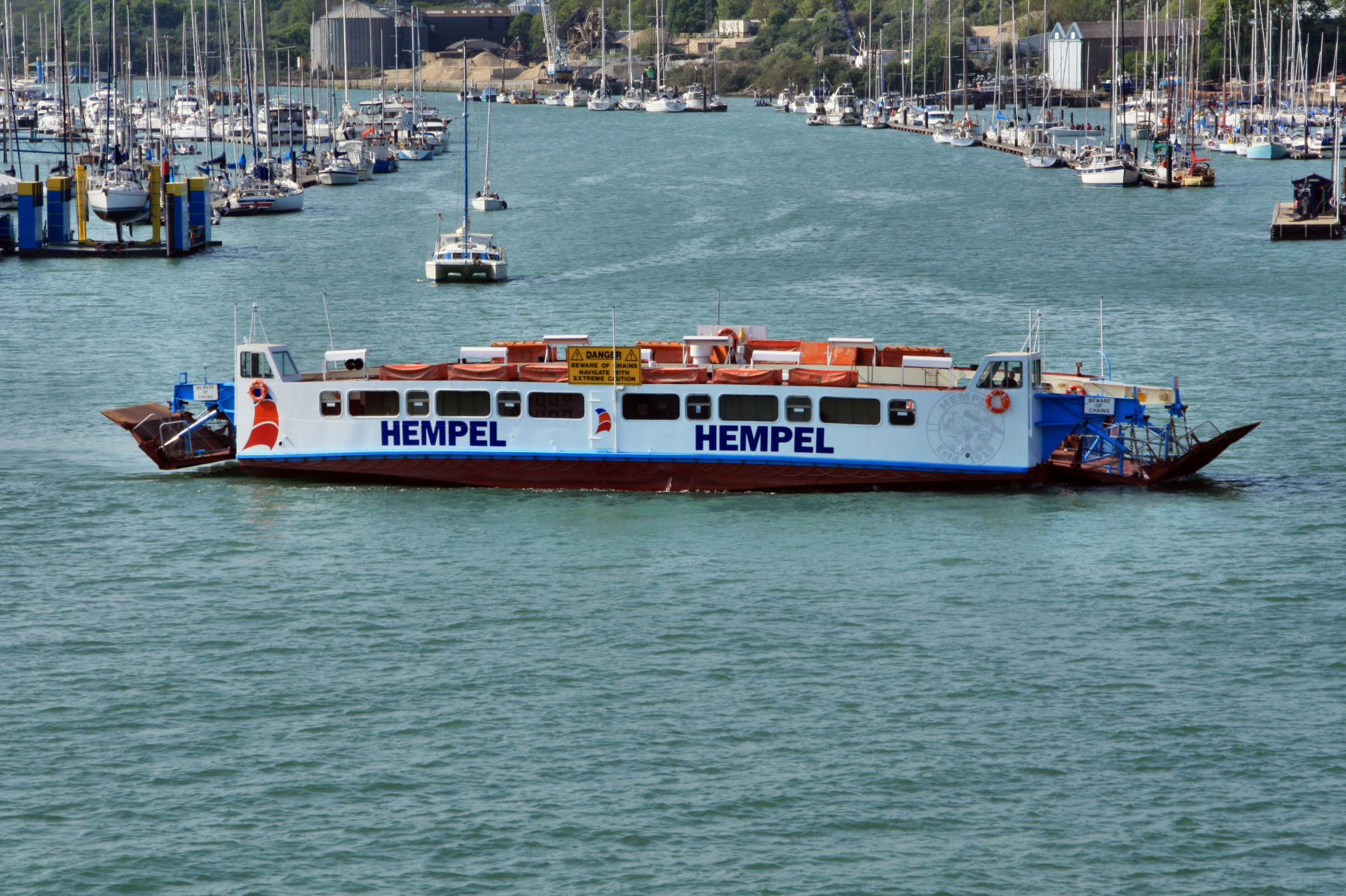 COWES CHAIN FERRY