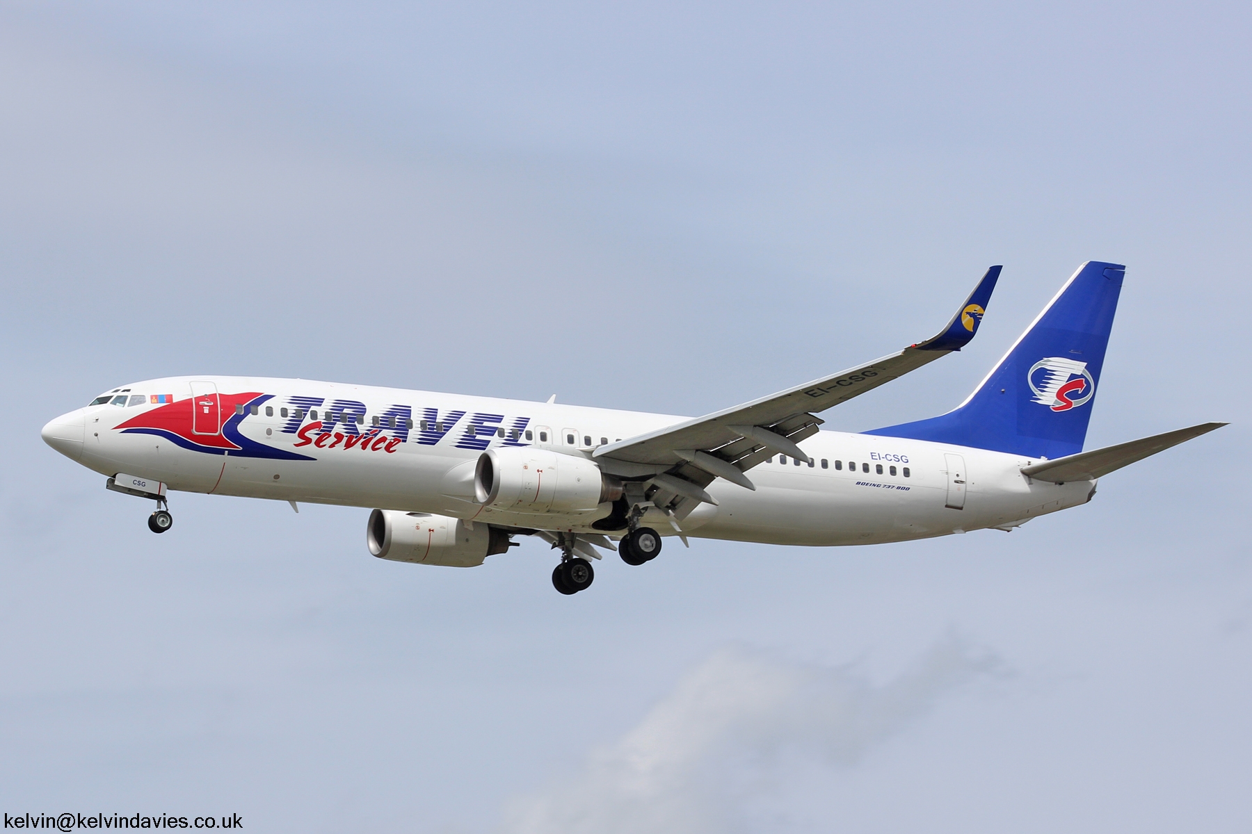 Travel Service 737 EI-CSG