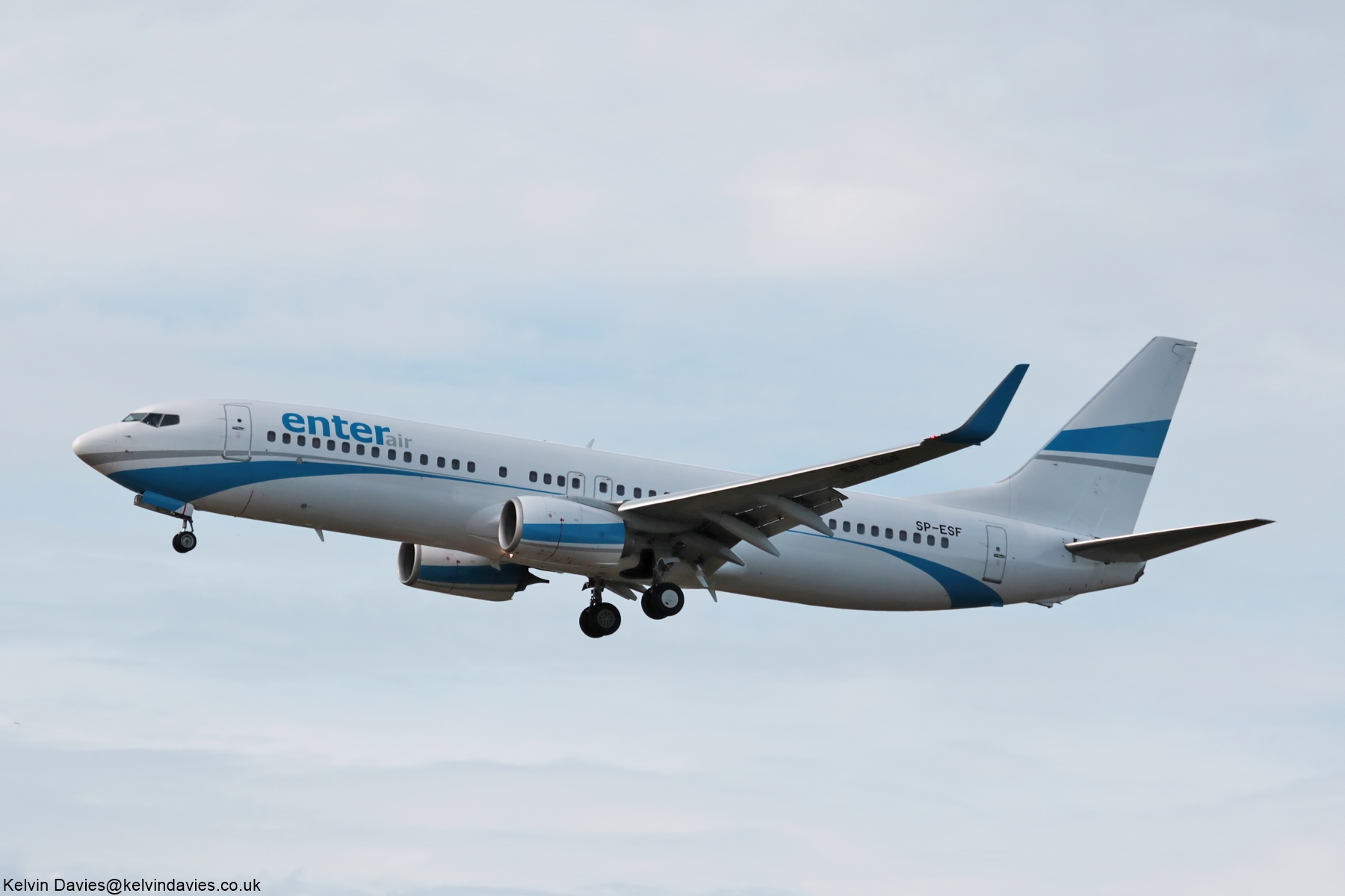 Enter Air 737 SP-ESF