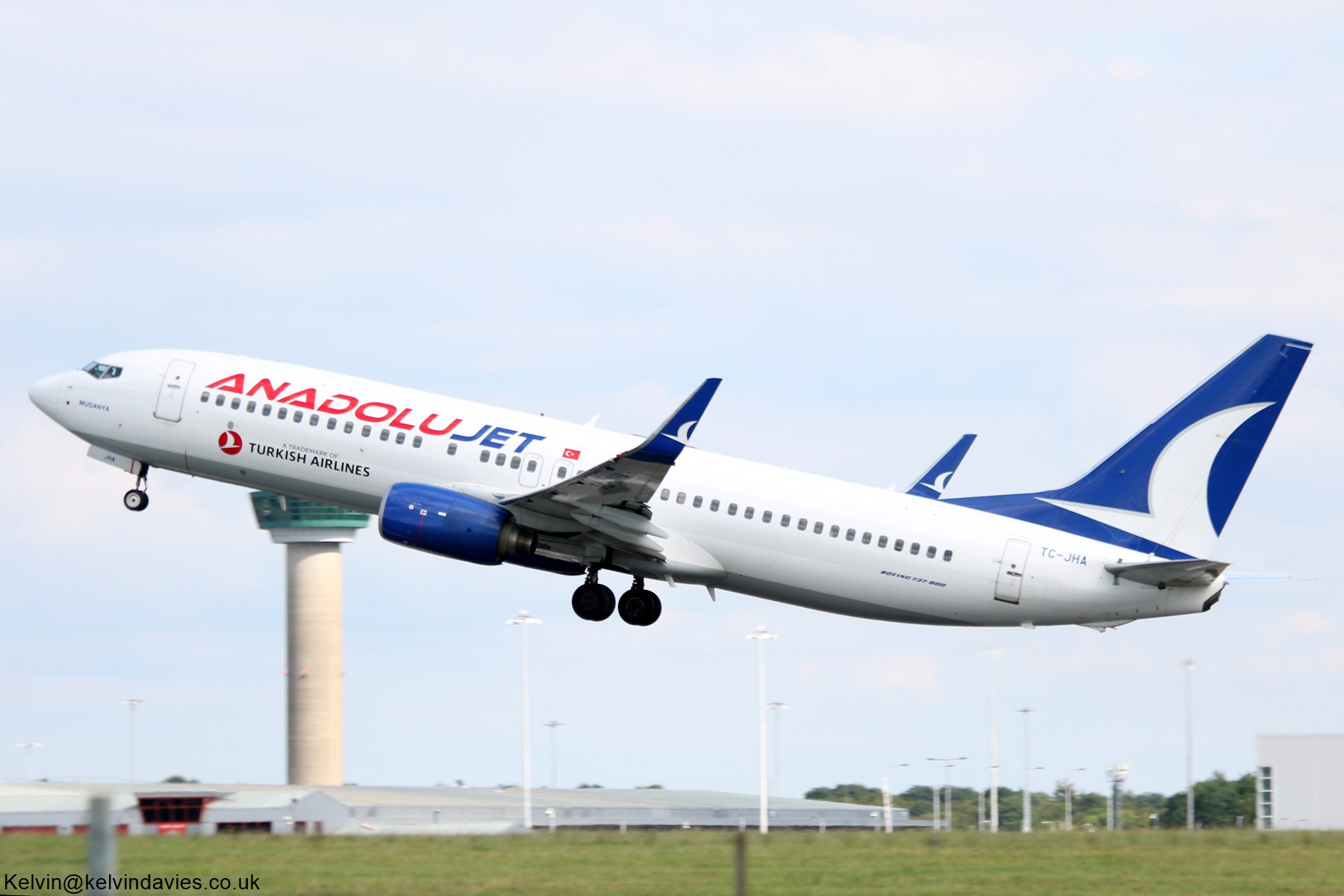 AJet 737NG-8 TC-JHA