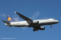 Lufthansa A320 D-AIQT