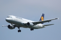 Lufthansa A320 D-AIZB