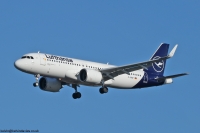 Lufthansa A320 D-AINP