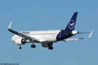 Lufthansa A320 D-AINP