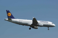 Lufthansa A320  D-AIQN