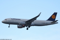 Lufthansa A320 D-AIUZ
