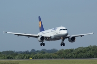Lufthansa A319 D-AKNJ