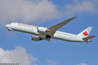 Air Canada 787 C-FGHZ