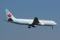 Air Canada 767 C-GHLA