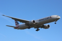 American Airlines 777 N718AN