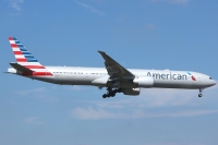 American Airlines 777 N722AN