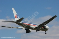 American Airlines B777 N784AN