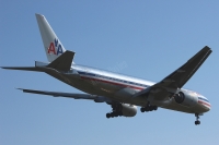 American Airlines 777 N799AN
